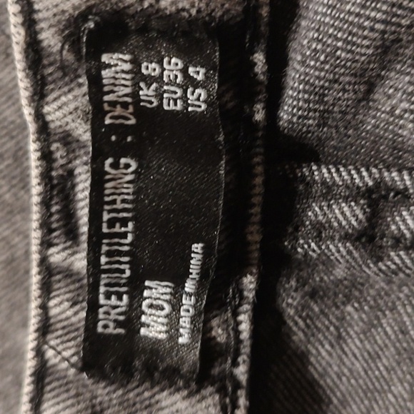 Pretty Little Thing Faded Black Distressed Jeans Size 4 - Picture 4 of 4